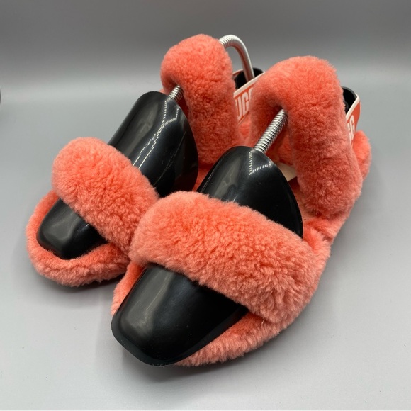 UGG Women's Slippers in Coral - Picture 4 of 4